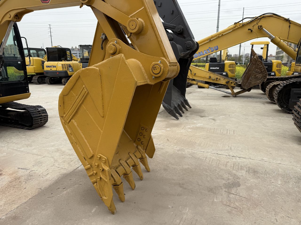 2022 Caterpillar 320B Crawler Excavator