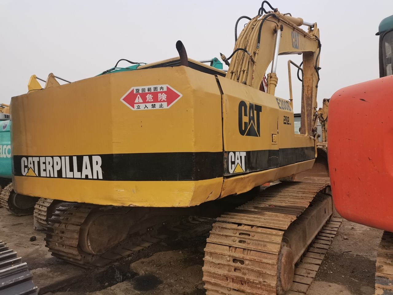 2016 Caterpillar E200 Crawler Excavator