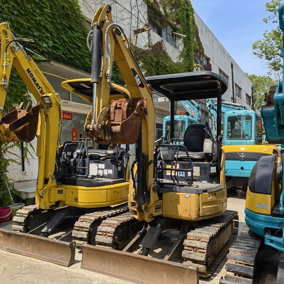 2022 Caterpillar 302C Mini Excavator