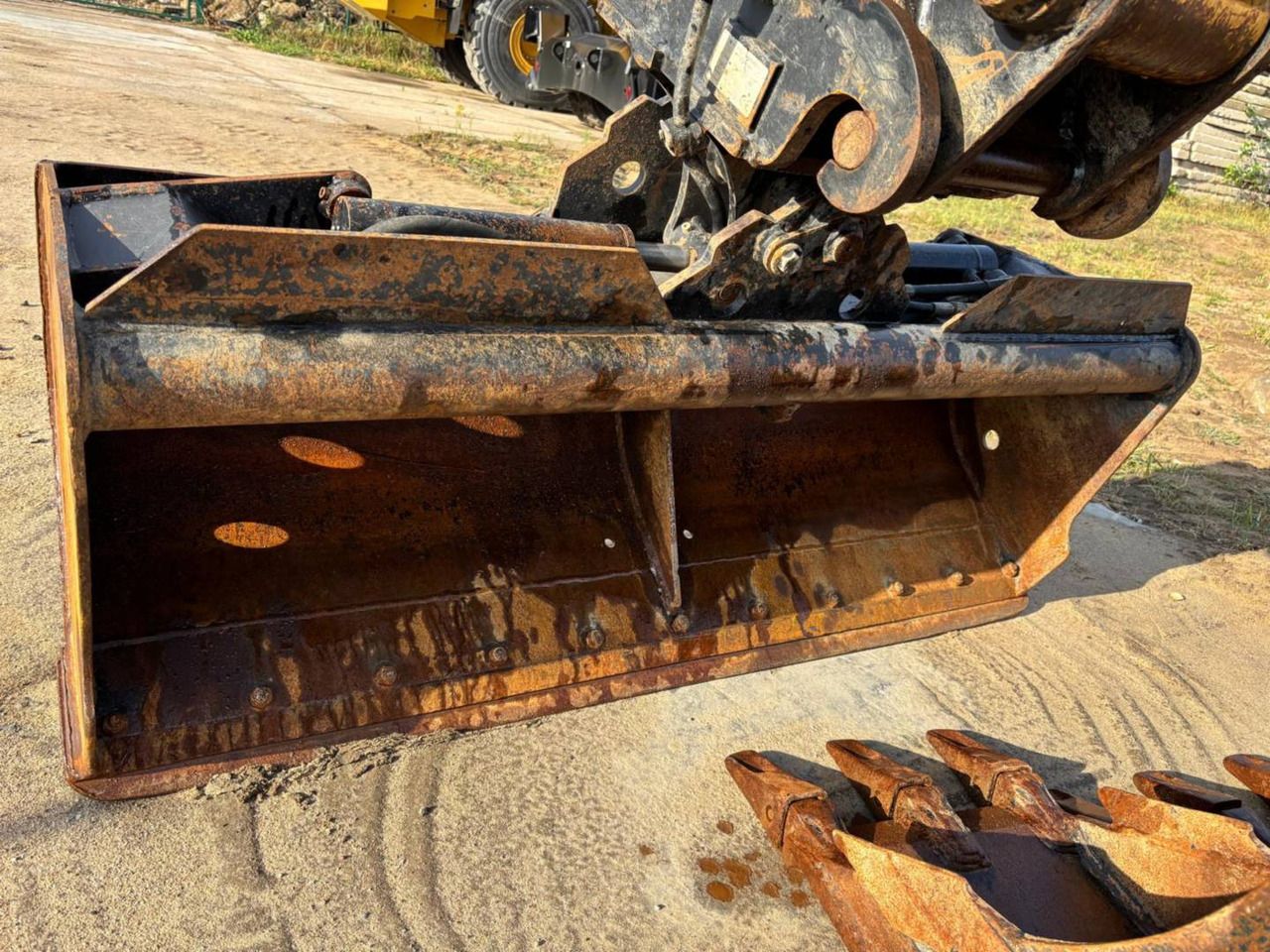 2022 Caterpillar 307.5 Crawler Excavator