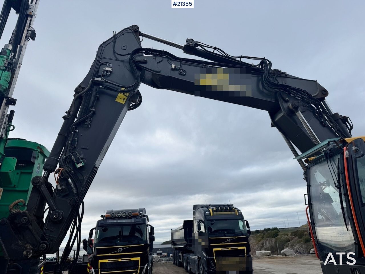2019 Volvo EC300EL Crawler Excavator