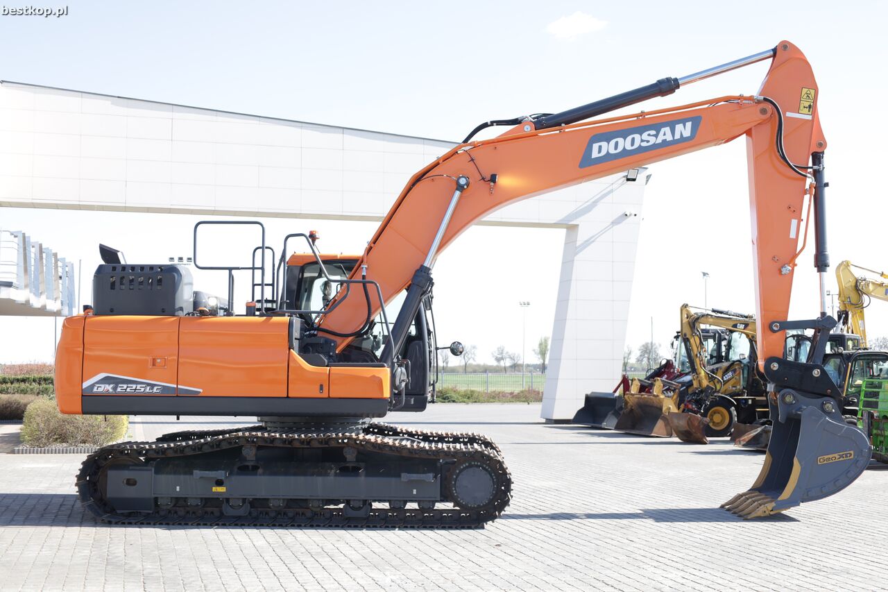 2022 Doosan DX225LC-7 Crawler Excavator