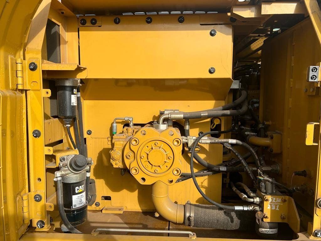 2025 Caterpillar 320D3 Crawler Excavator