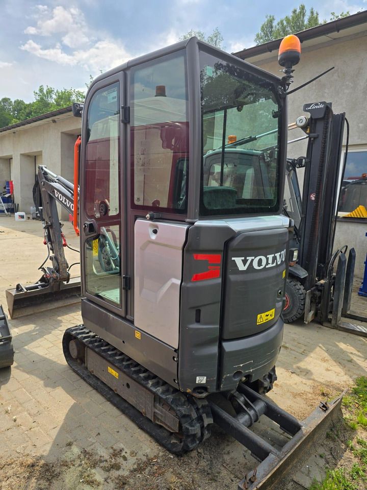 2021 Volvo EC18E Mini Excavator