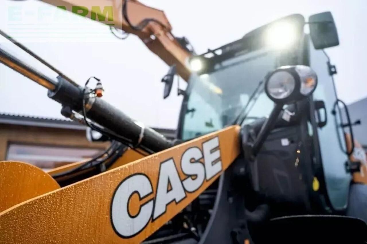 2022 CASE 321 F Mini Excavator