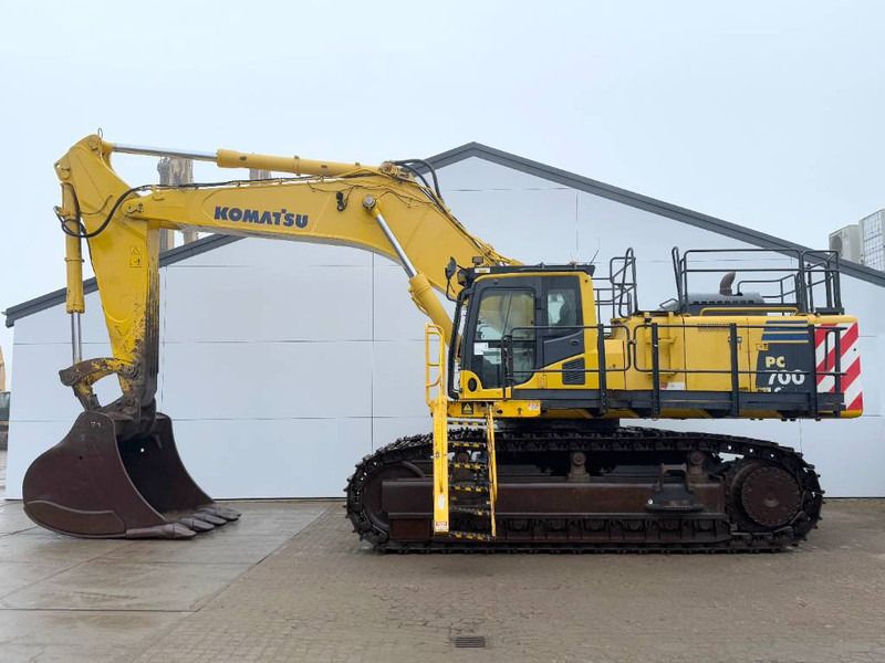 2015 Komatsu PC700LC-8EO Crawler Excavator