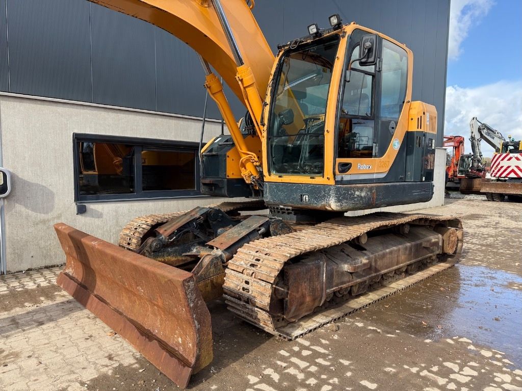 2014 Hyundai R235LCR-9A Crawler Excavator