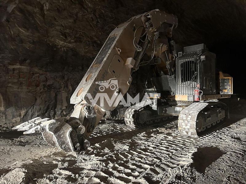 2015 Liebherr R944C LITRONIC Crawler Excavator