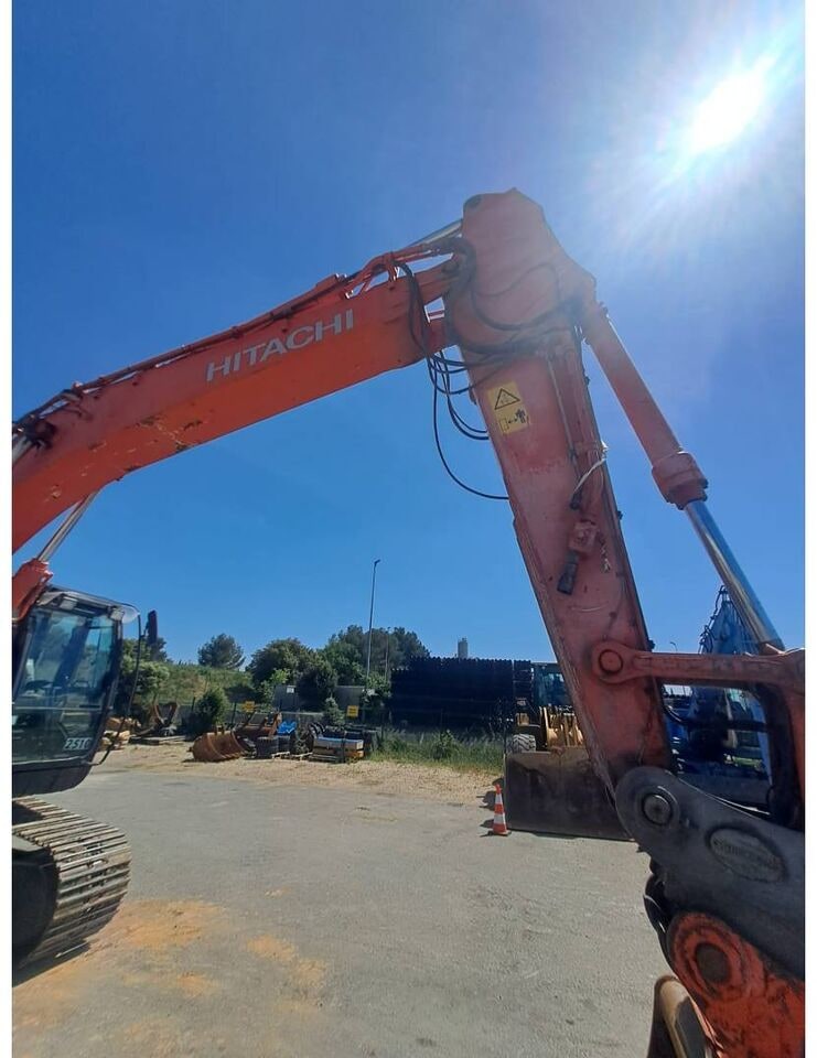 2018 Hitachi ZX225 Crawler Excavator