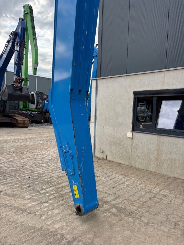 2022 Fuchs MHL350F Material Handler
