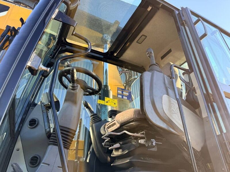 2017 Caterpillar M315F Wheel Excavator