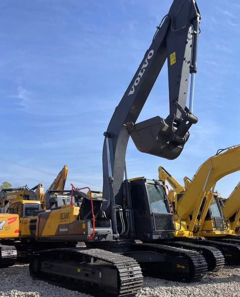 2025 Volvo EC240 Crawler Excavator