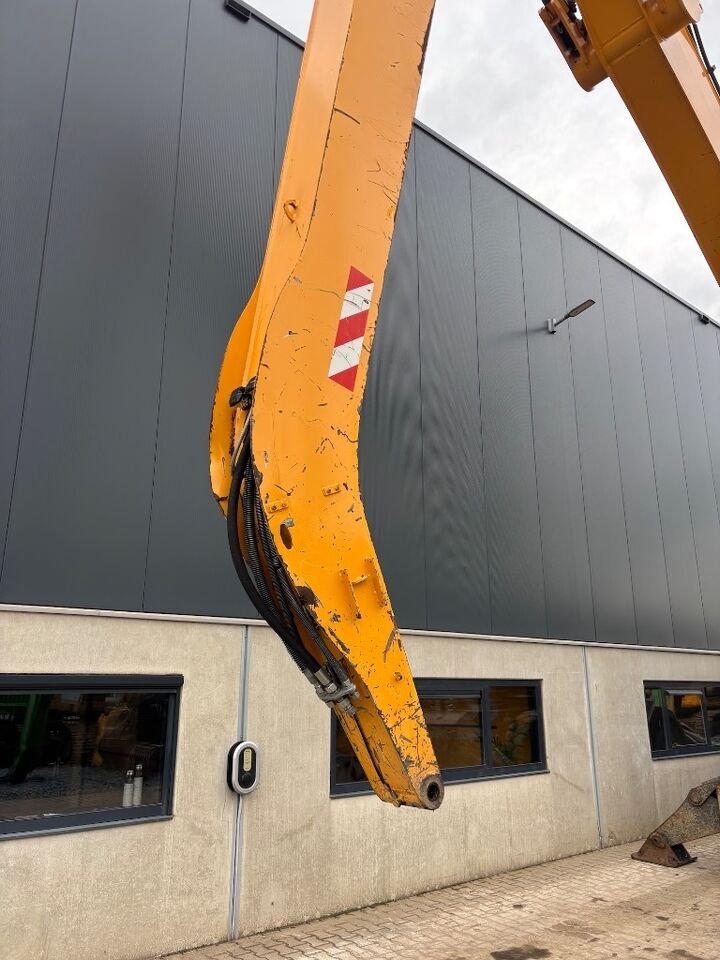 2015 Liebherr LH40 Material Handler