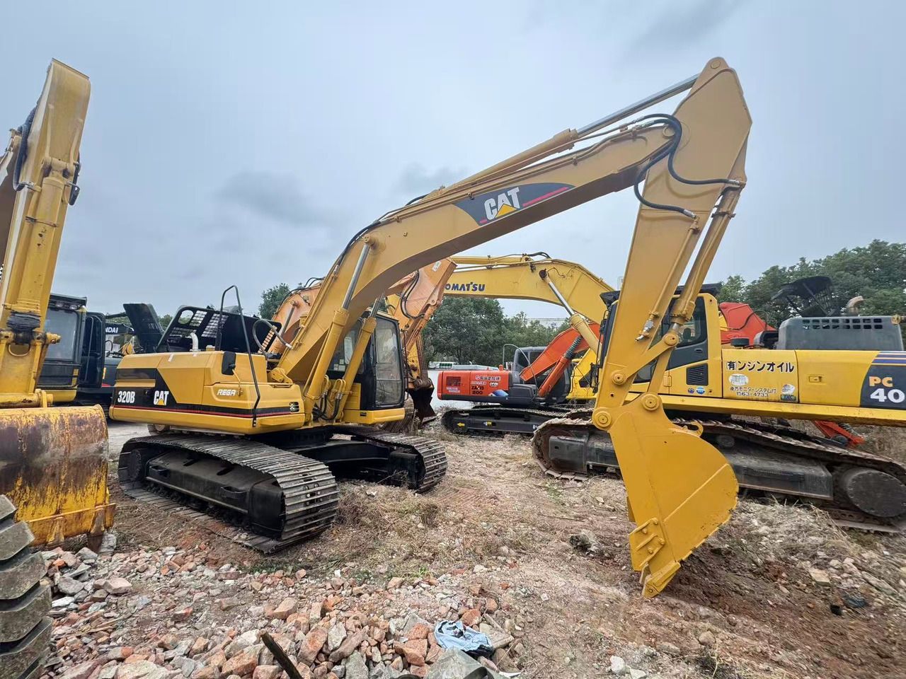 2015 Caterpillar 320B Crawler Excavator