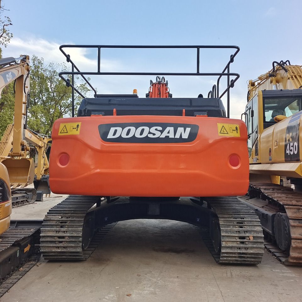 2024 Doosan DX300LC-9C Crawler Excavator