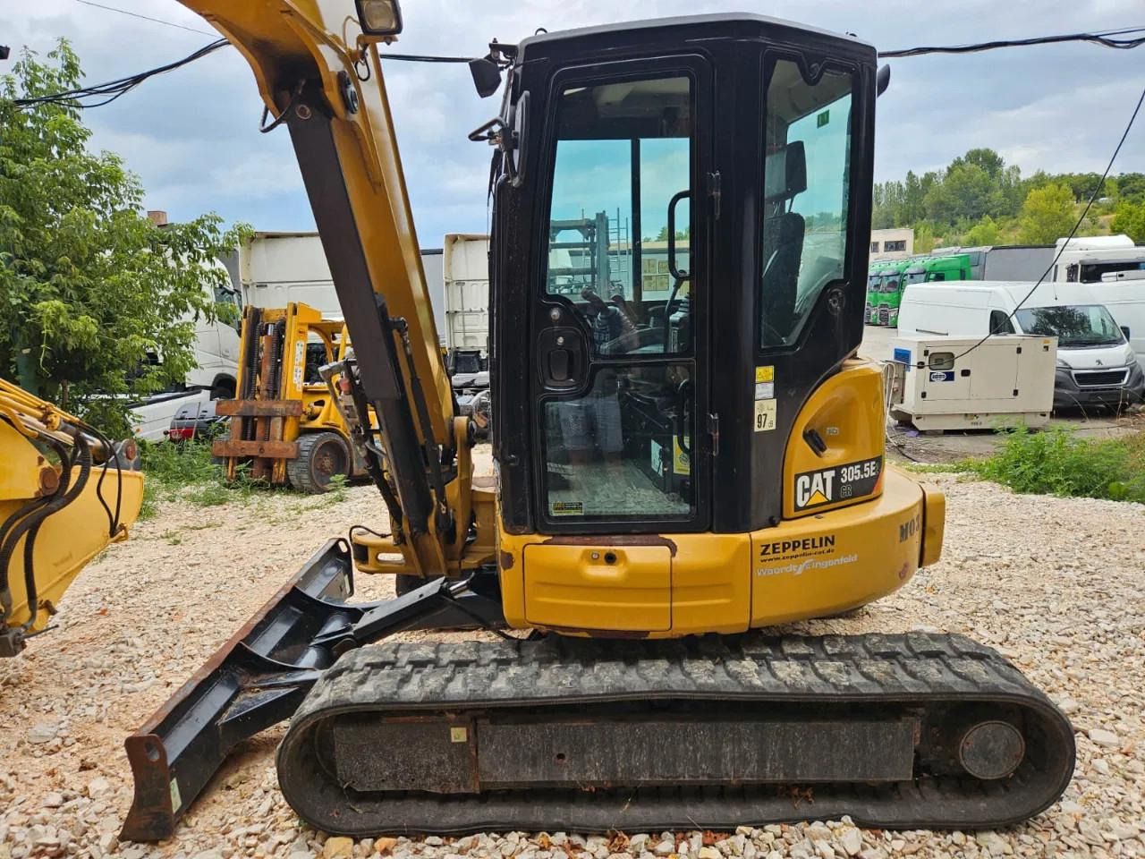 2018 Caterpillar 305.5E2 Mini Excavator