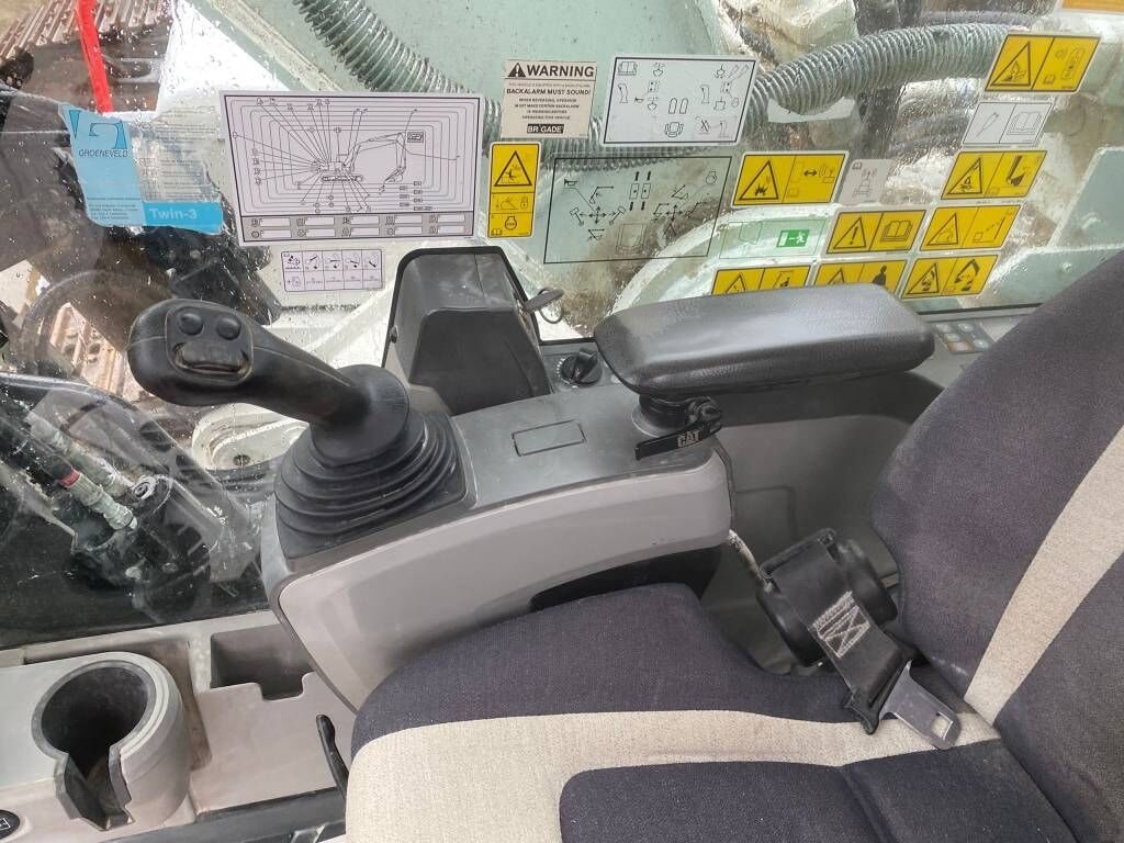 2017 Caterpillar 330F Crawler Excavator