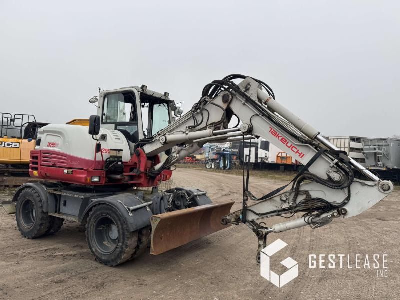 2018 Takeuchi TB295W Wheel Excavator