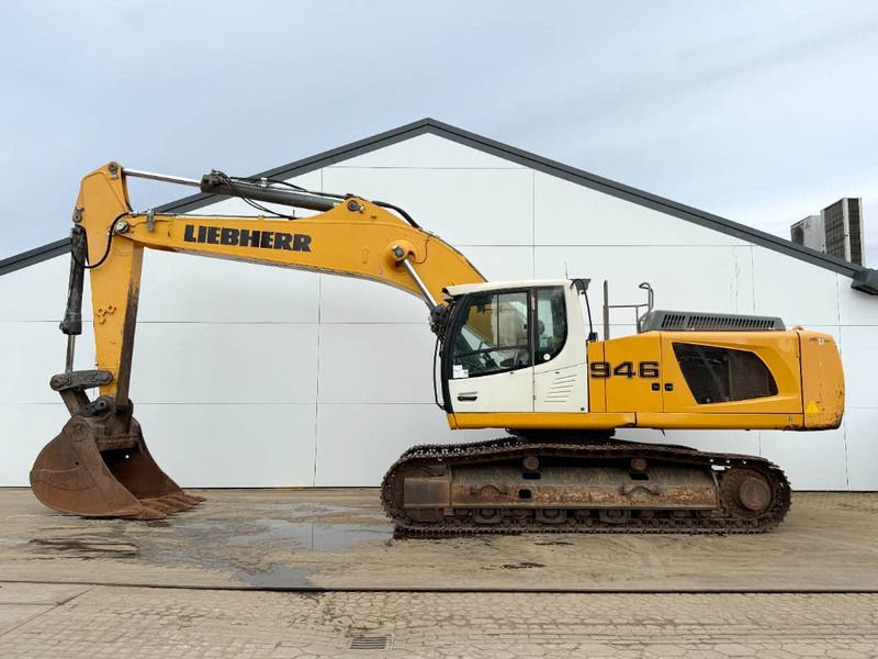 2017 Liebherr R946LC Crawler Excavator