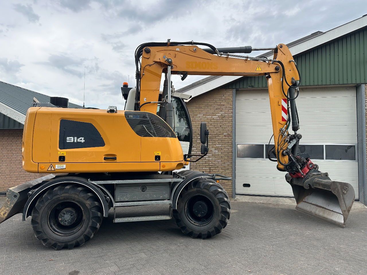 2018 Liebherr A914 Wheel Excavator