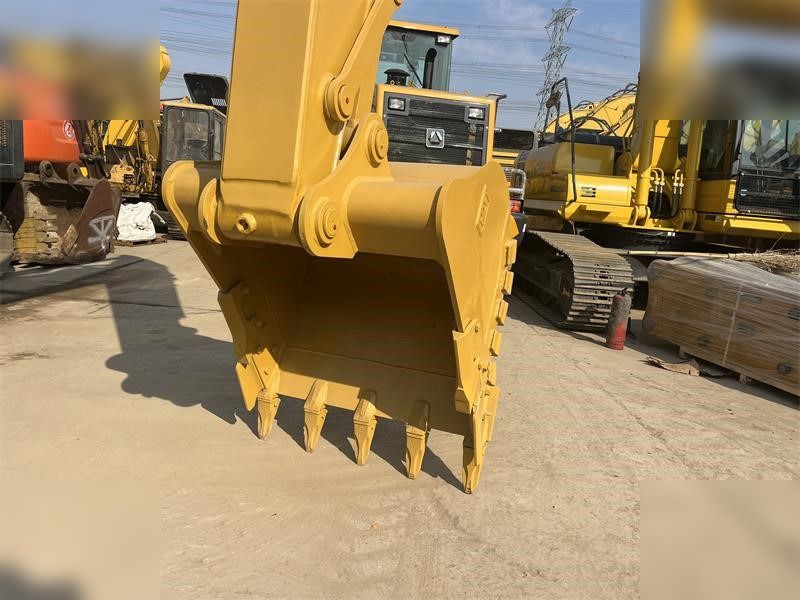 2020 Caterpillar 323D2L Crawler Excavator
