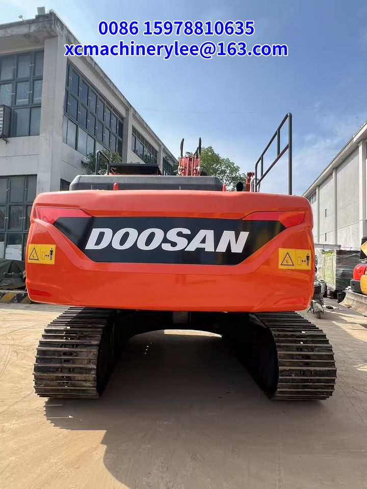 2023 Doosan DX225 Crawler Excavator