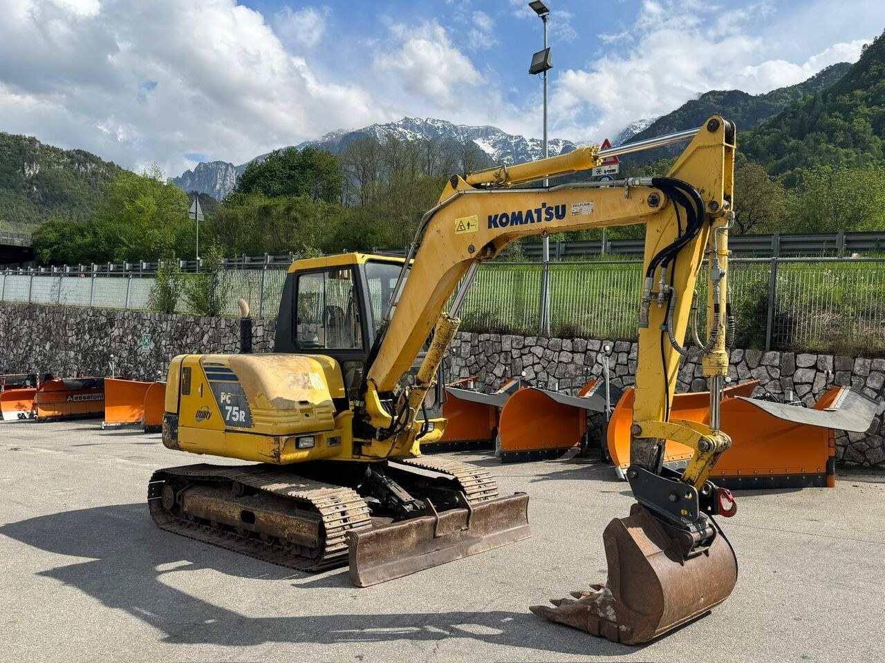 2006 Komatsu PC 75R Mini Excavator
