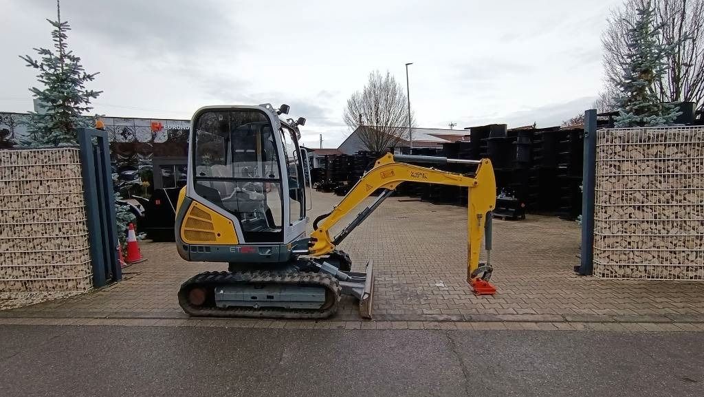 2018 Wacker Neuson ET24 Mini Excavator