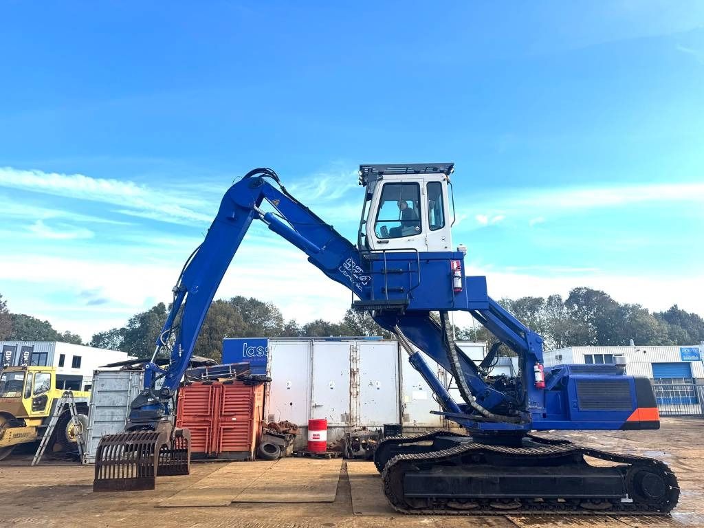 2004 Liebherr R924B EW Material Handler
