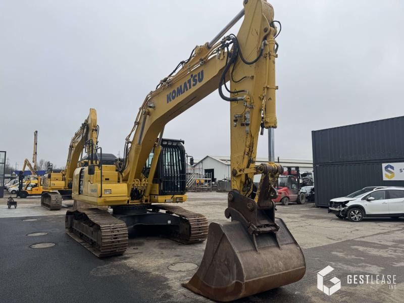 2018 Komatsu PC210LC-11 Crawler Excavator