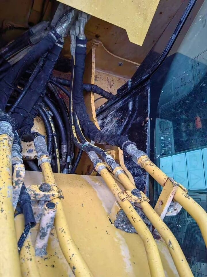 2025 Caterpillar 307 Crawler Excavator