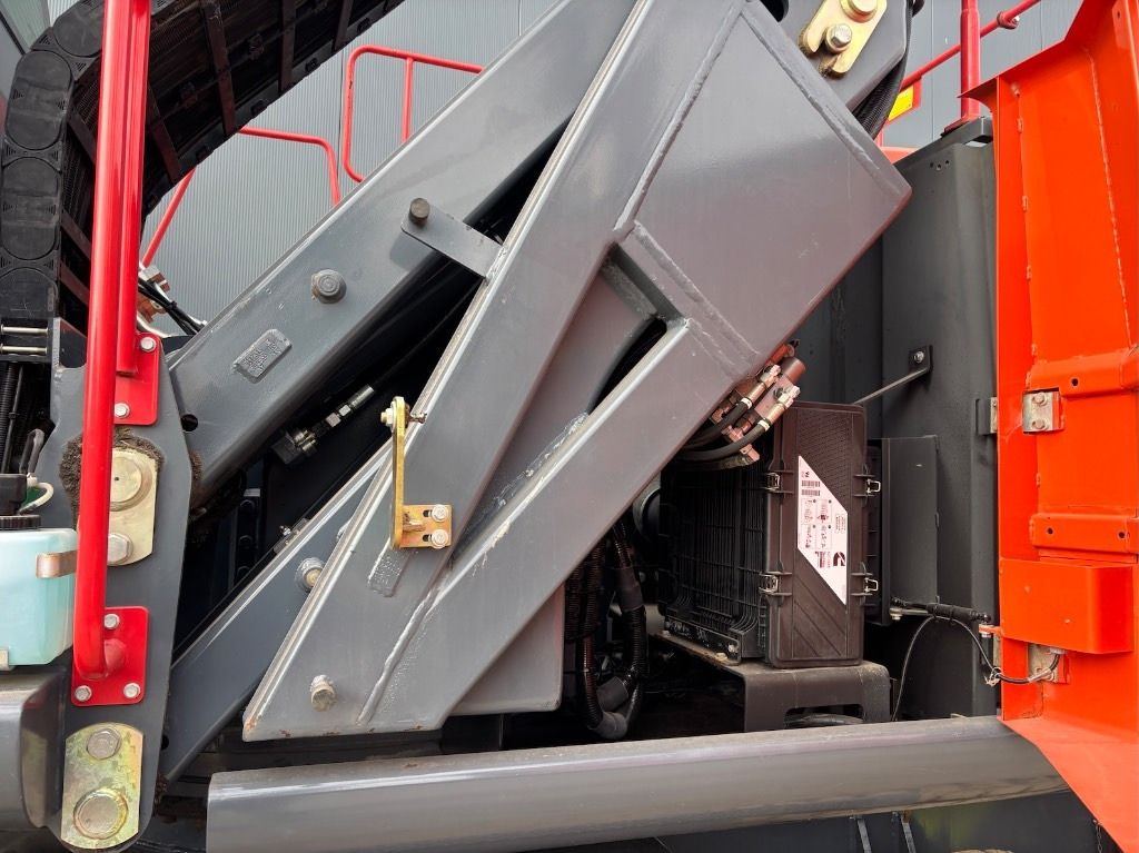2020 Atlas 250MH Material Handler