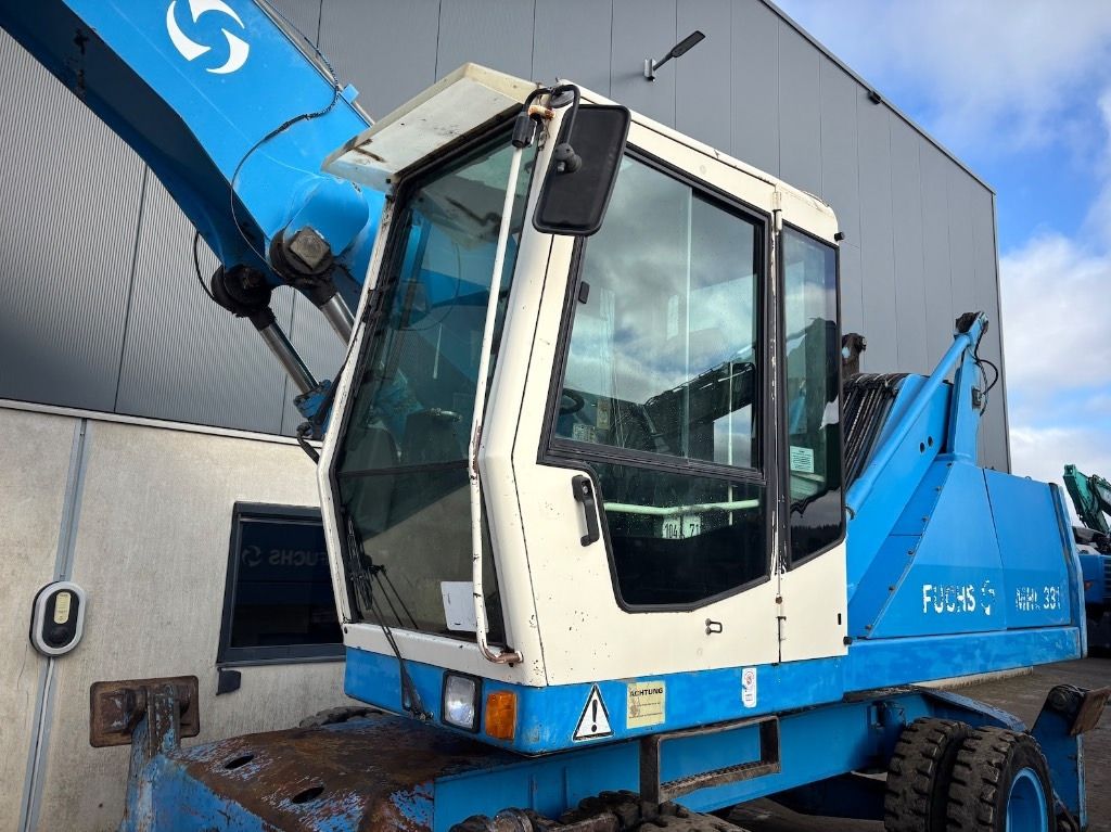 2002 Fuchs MHL331C Material Handler