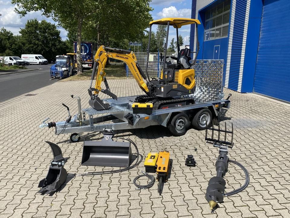 Mini Excavator Vermietung / Minibagger 1-TONNE Inkl. Anhänger / Wochenende / Verstellfahrwerk / Schwemnkarm / Anbaugeräte