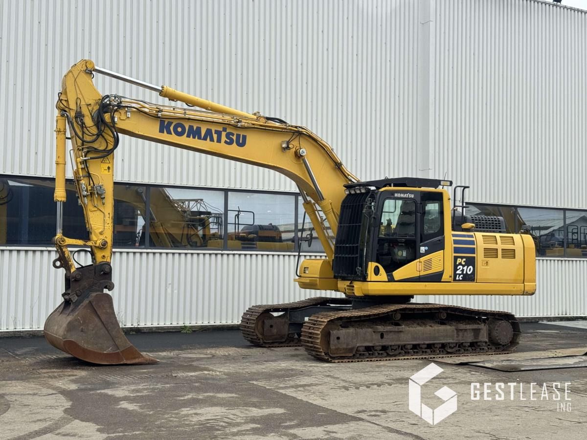 2018 Komatsu PC210LC-11 Crawler Excavator
