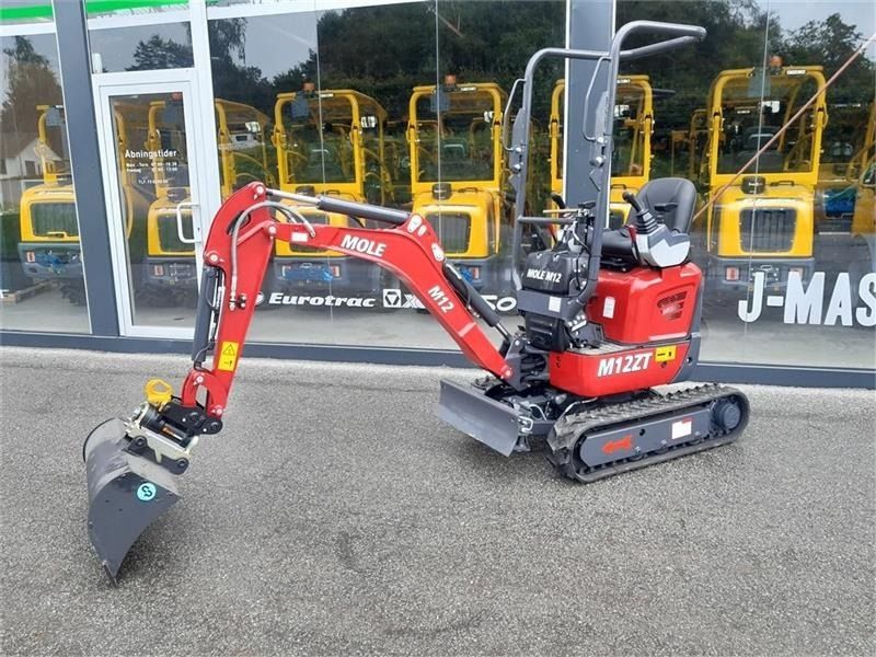 Mole M12 Mini Excavator