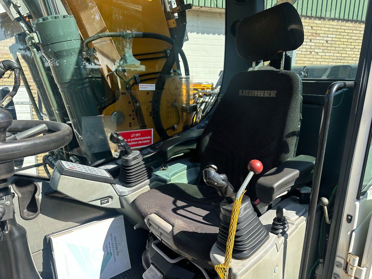2014 Liebherr A916 Wheel Excavator