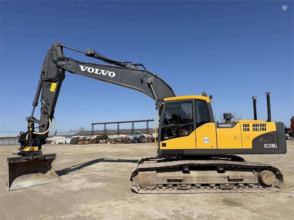2011 Volvo EC210CL Crawler Excavator