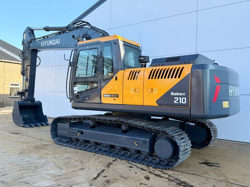 2026 Hyundai R210 SMART X PLUS Crawler Excavator