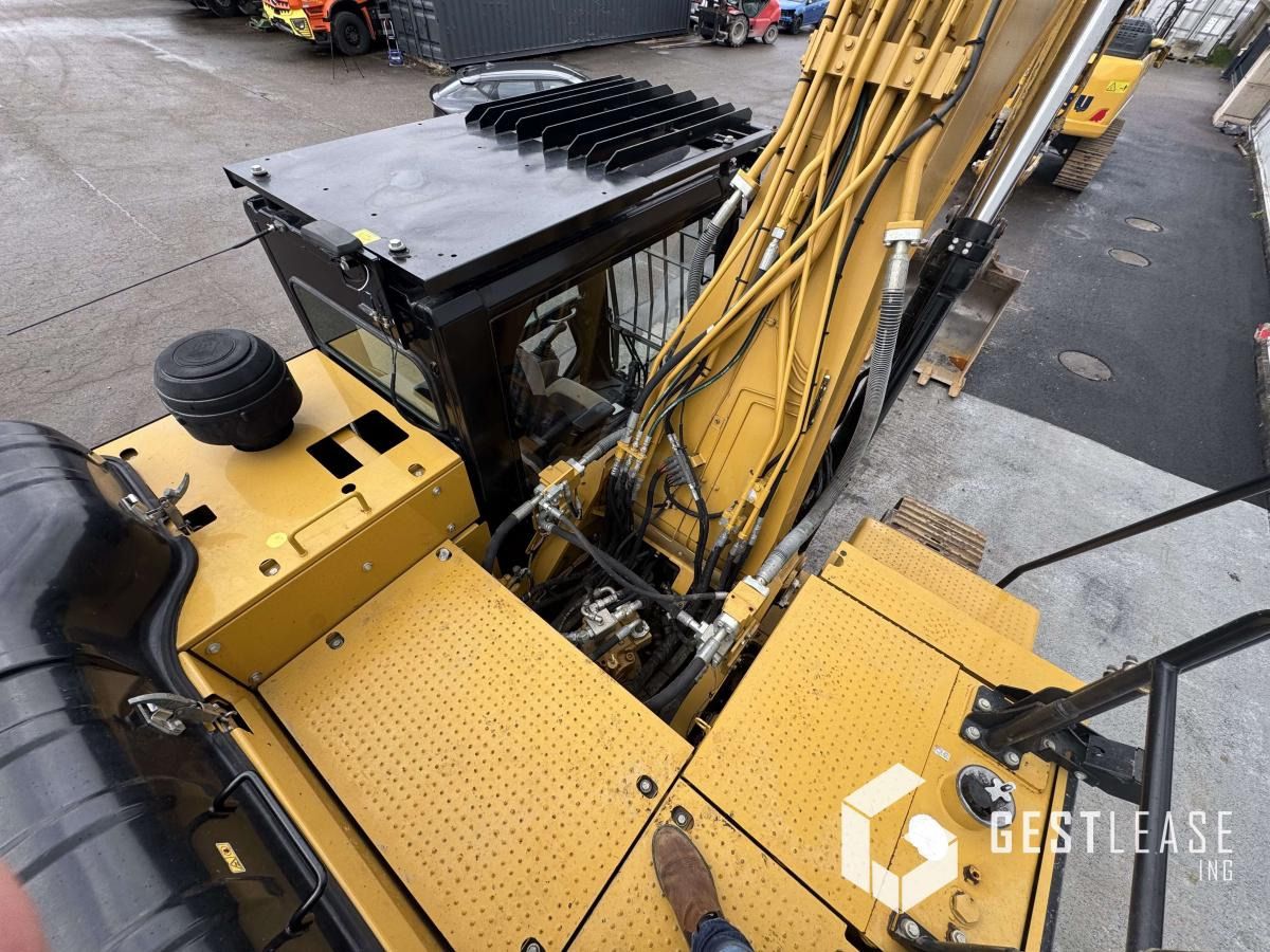 2019 Caterpillar 330FLN Crawler Excavator