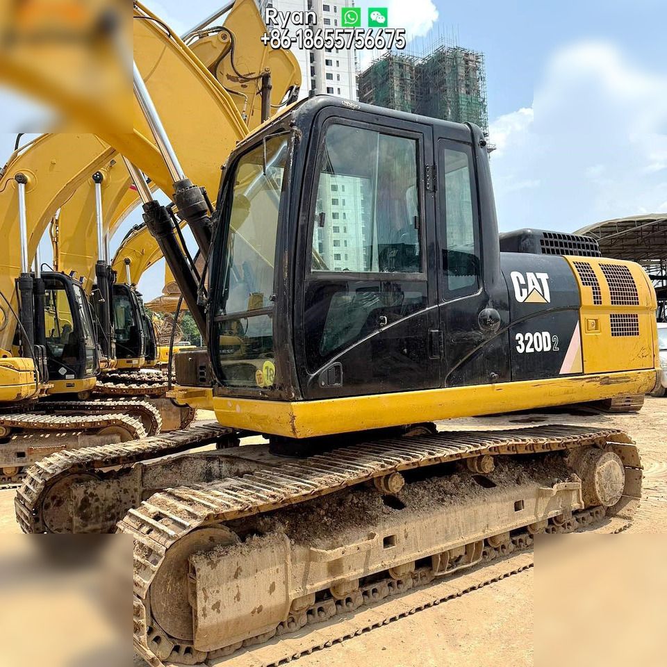 2017 Caterpillar 320D2 Crawler Excavator