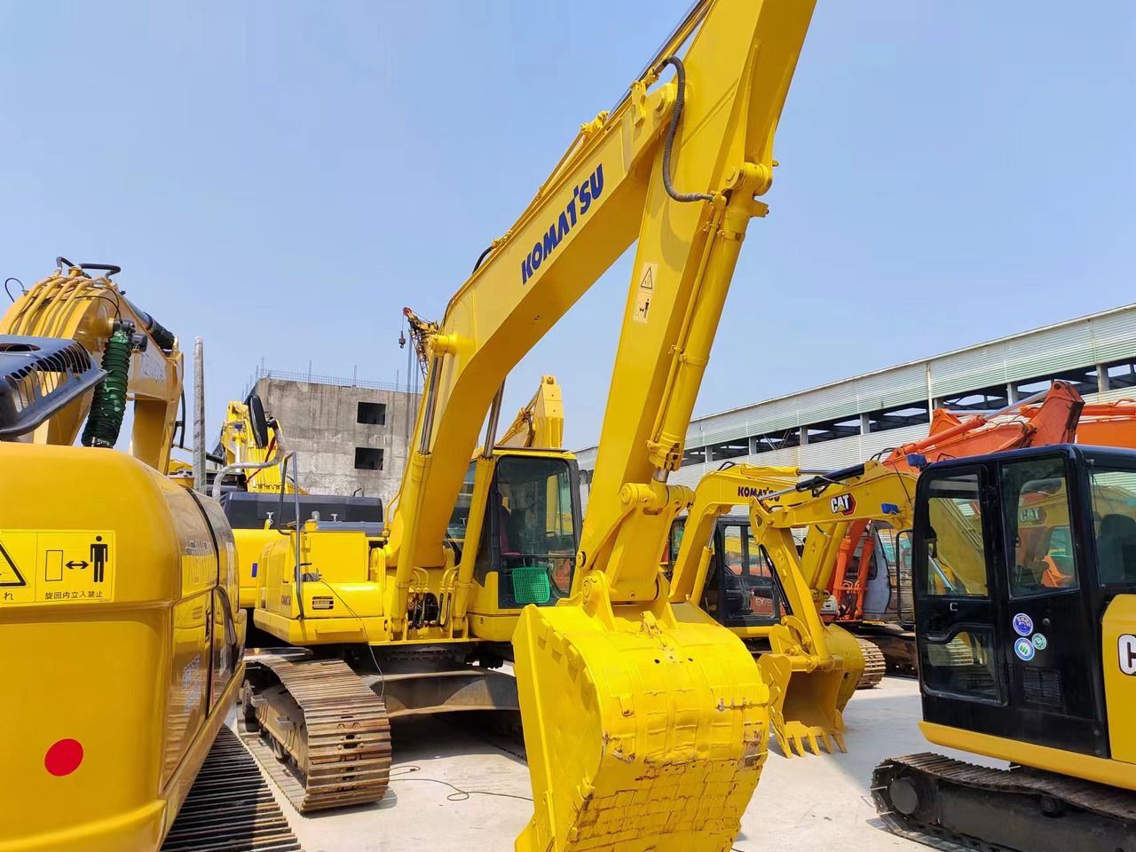 2017 Komatsu PC200-7 Crawler Excavator