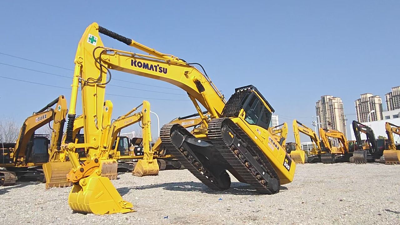 2023 Komatsu PC300 Crawler Excavator