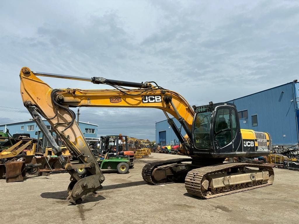 2011 JCB JS240NLC Crawler Excavator