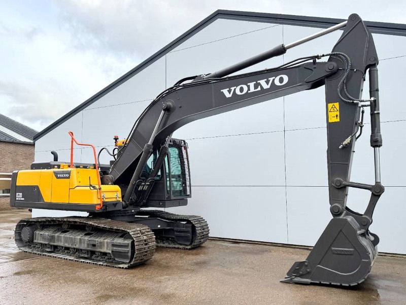 2025 Volvo EC220D Crawler Excavator