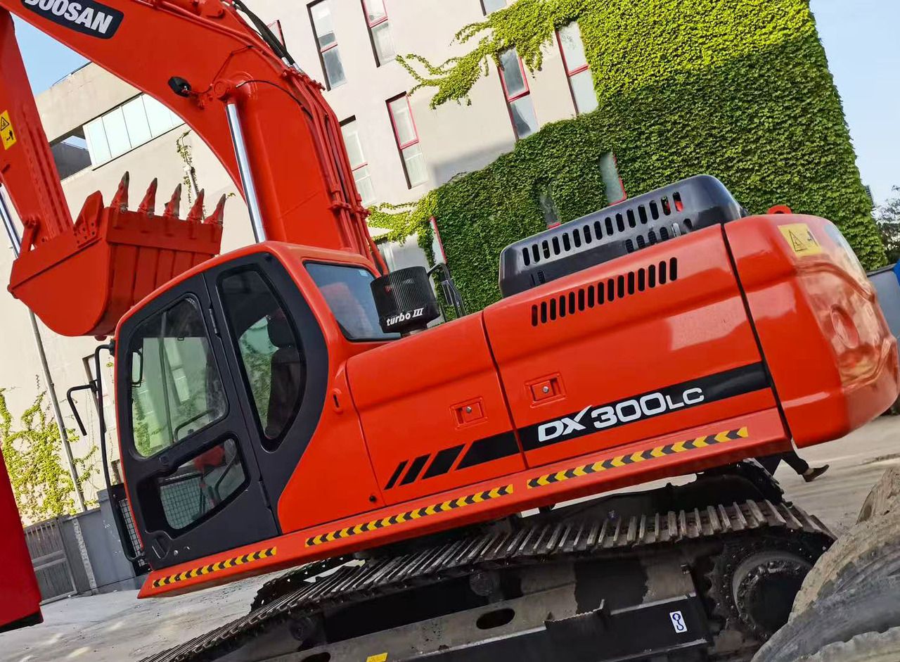 2023 Doosan DH150W Crawler Excavator