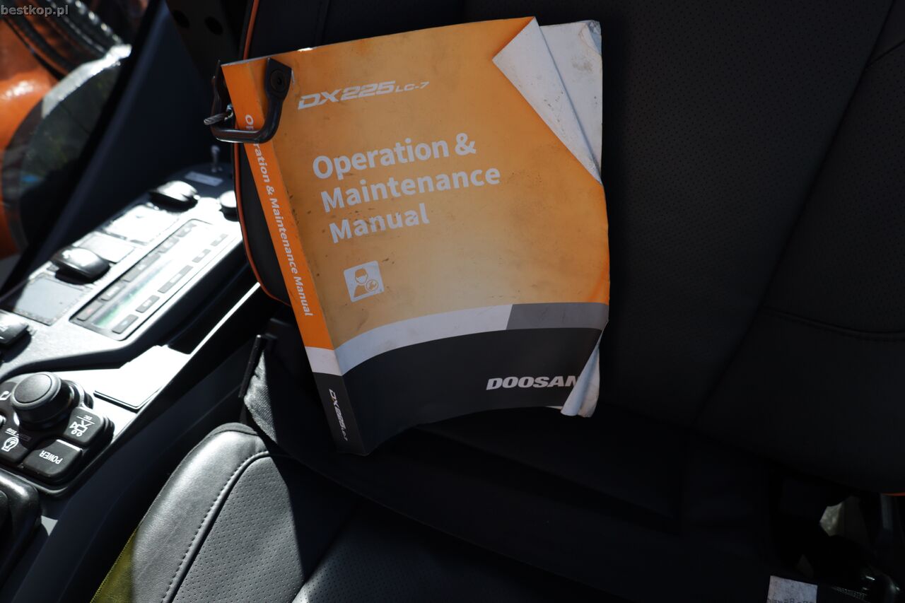 2022 Doosan DX225LC-7 Crawler Excavator
