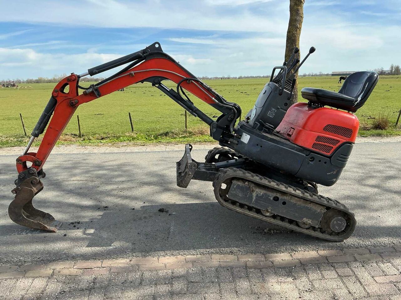2005 IHI 9NX Mini Excavator