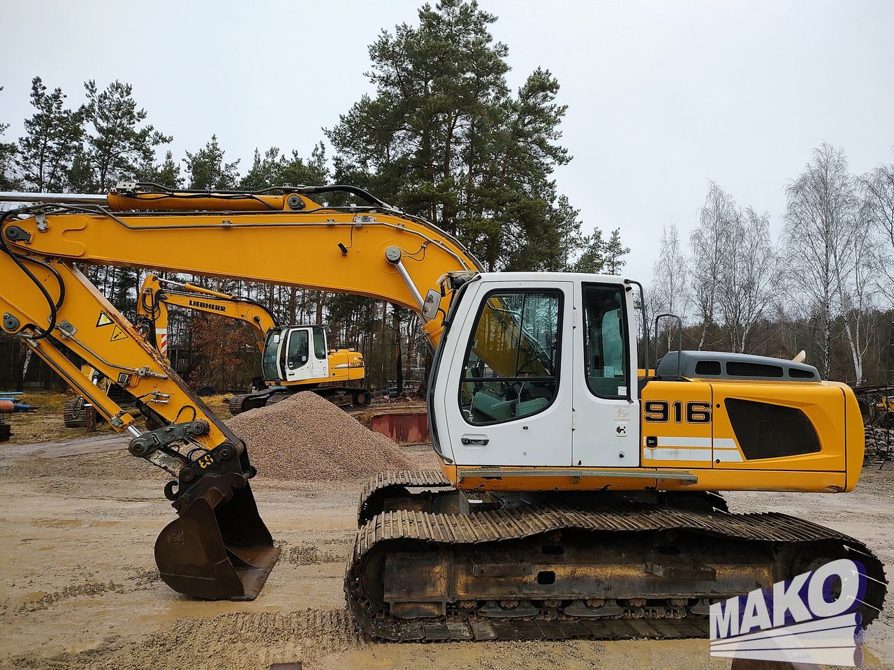 2011 Liebherr R916 LC Crawler Excavator