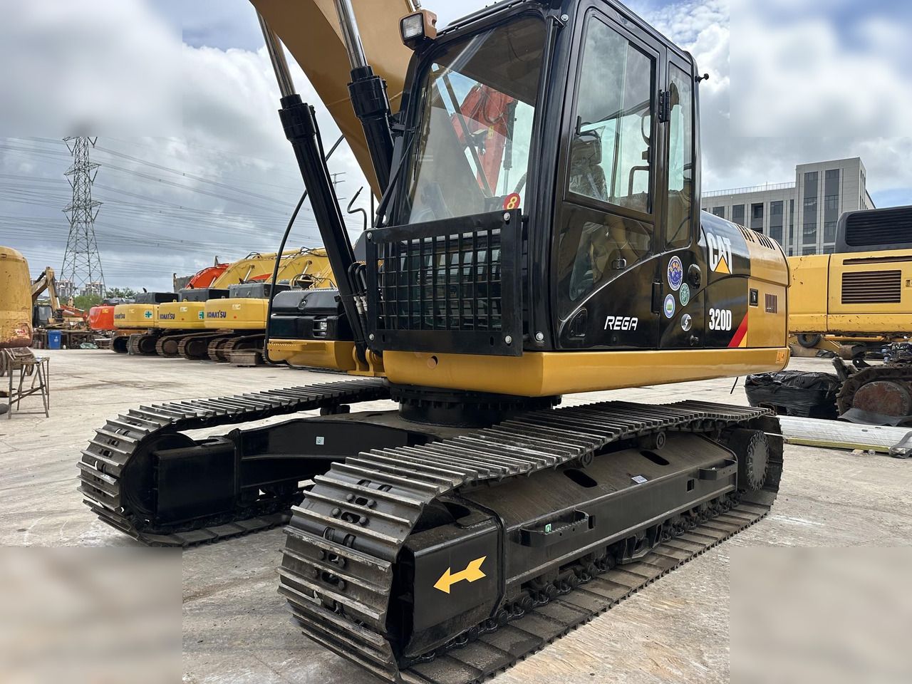 2022 Caterpillar 320D Crawler Excavator